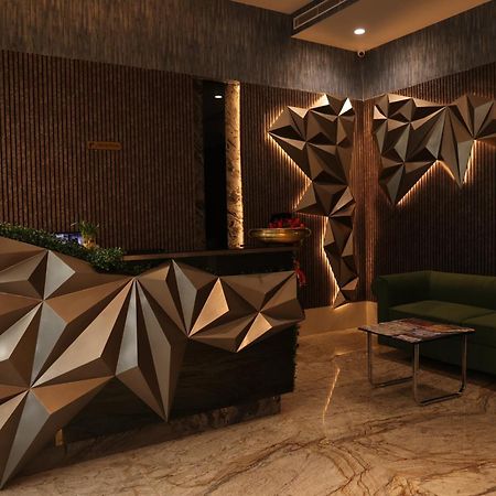 Hotel Pinaka Inn Лакхнау Екстер'єр фото