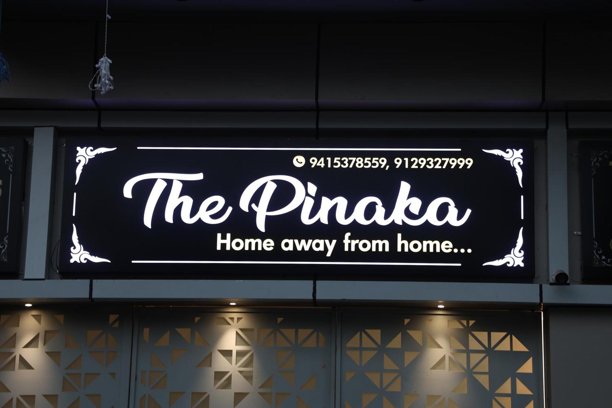 Hotel Pinaka Inn Лакхнау Екстер'єр фото