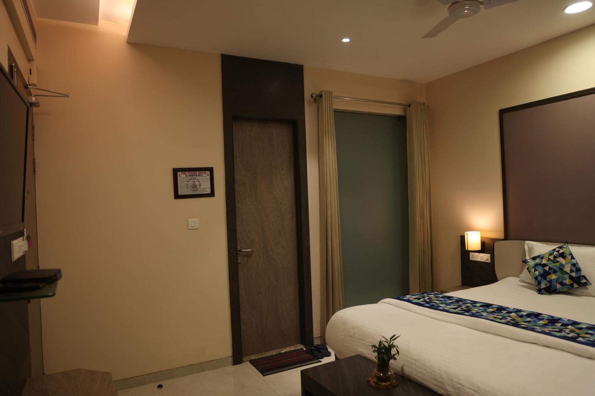 Hotel Pinaka Inn Лакхнау Екстер'єр фото