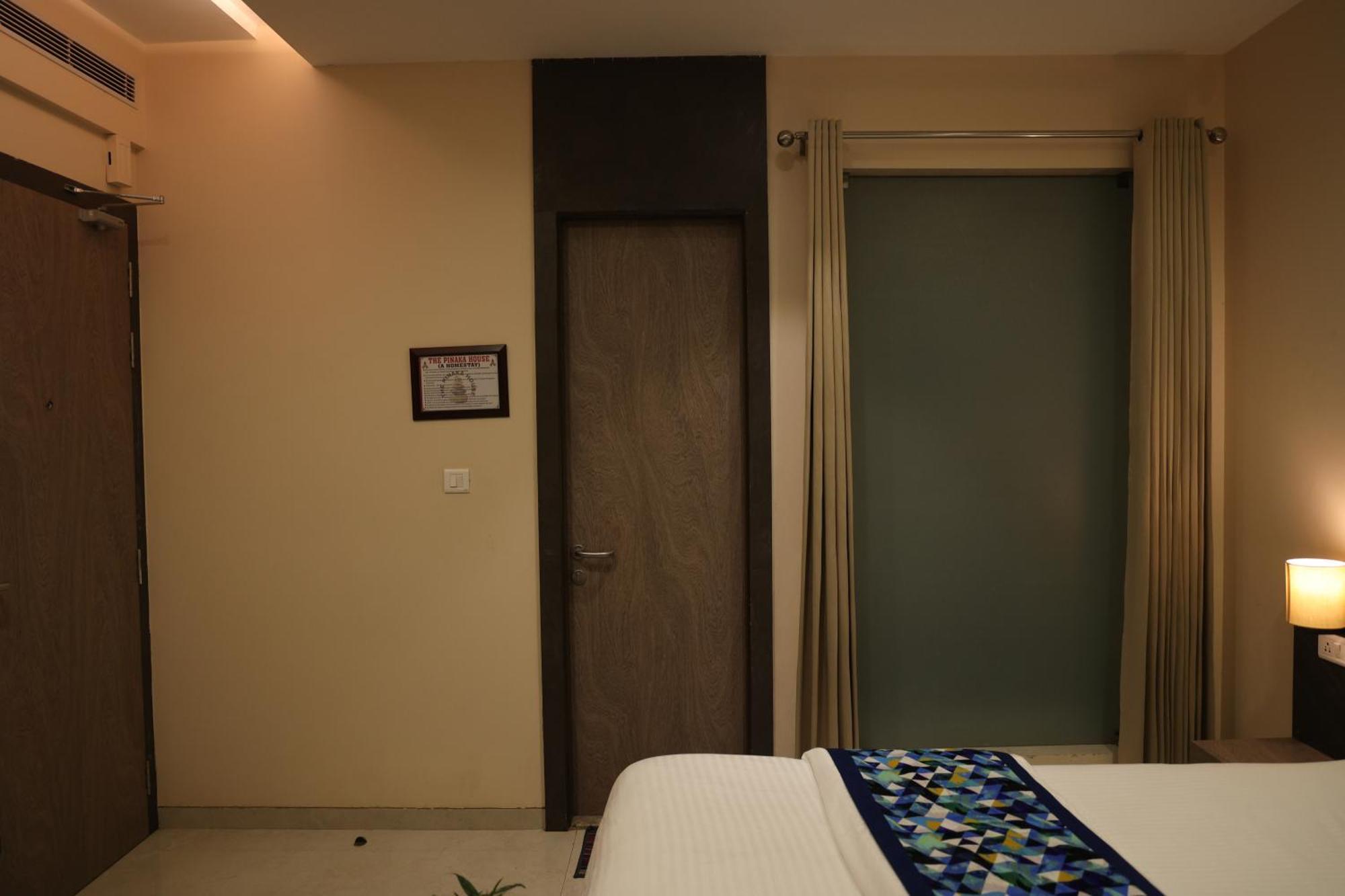 Hotel Pinaka Inn Лакхнау Екстер'єр фото